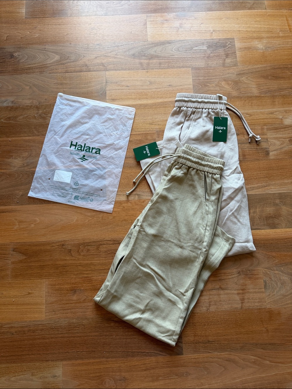 HALARA Women’s Bundle of 2 Linen Style Pants in Tan and Olive Geeen